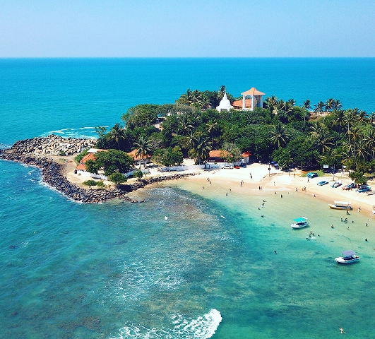 Unawatuna Beach
